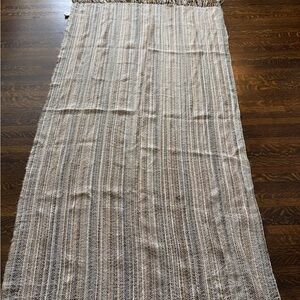 Crate&Barrel Natural Woven "Shelby" Throw, Size 40x70